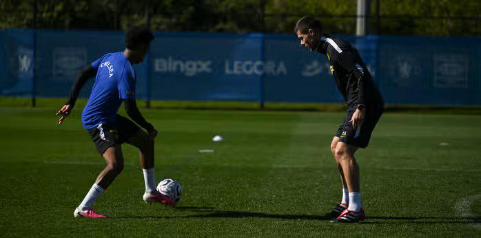 Góc Nhìn OK8386: Phóng viên theo đội: Alonso đặc biệt chú ý Estevao trong
